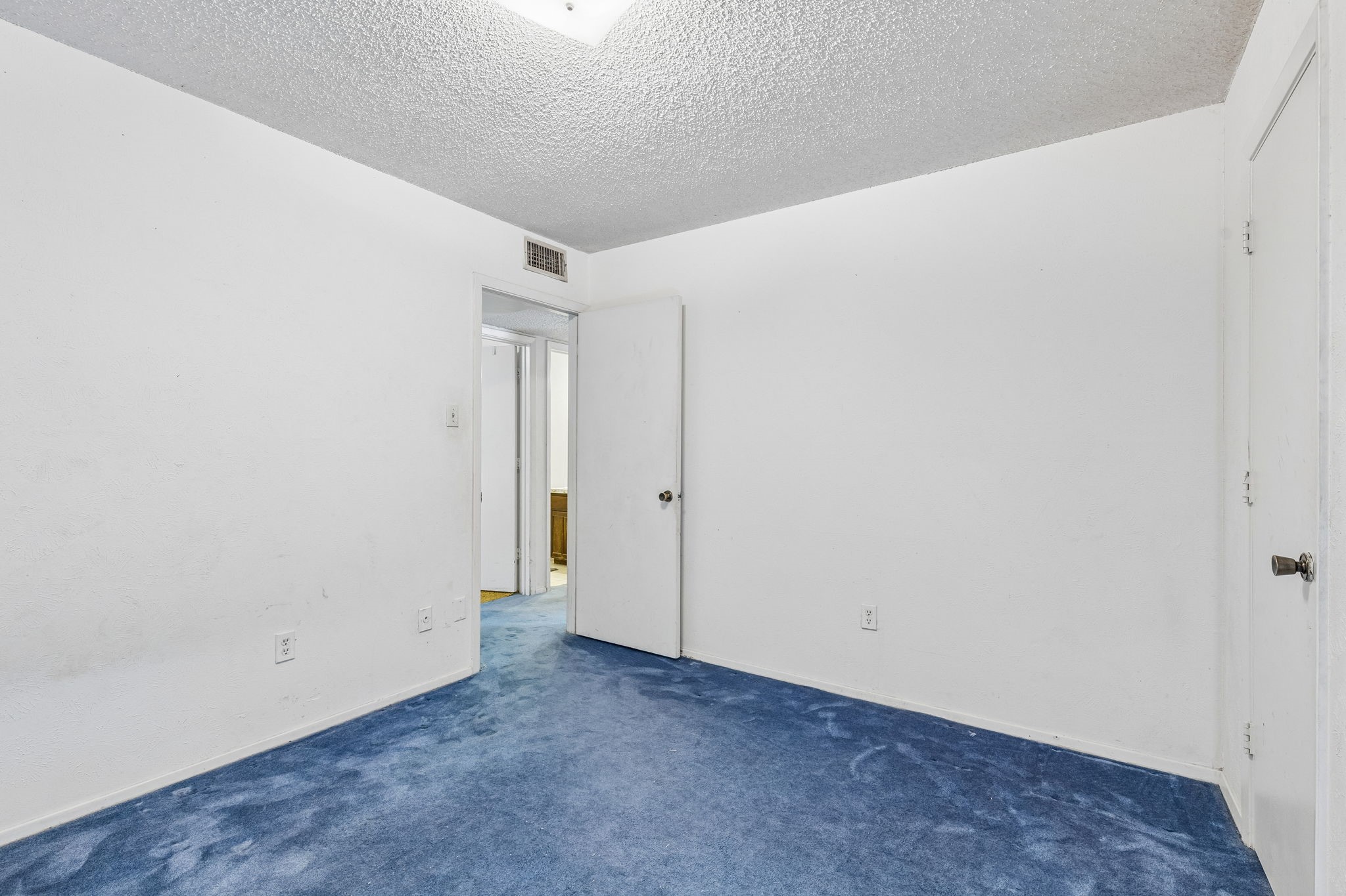122 Cimarron Lane Arlington TX 76014