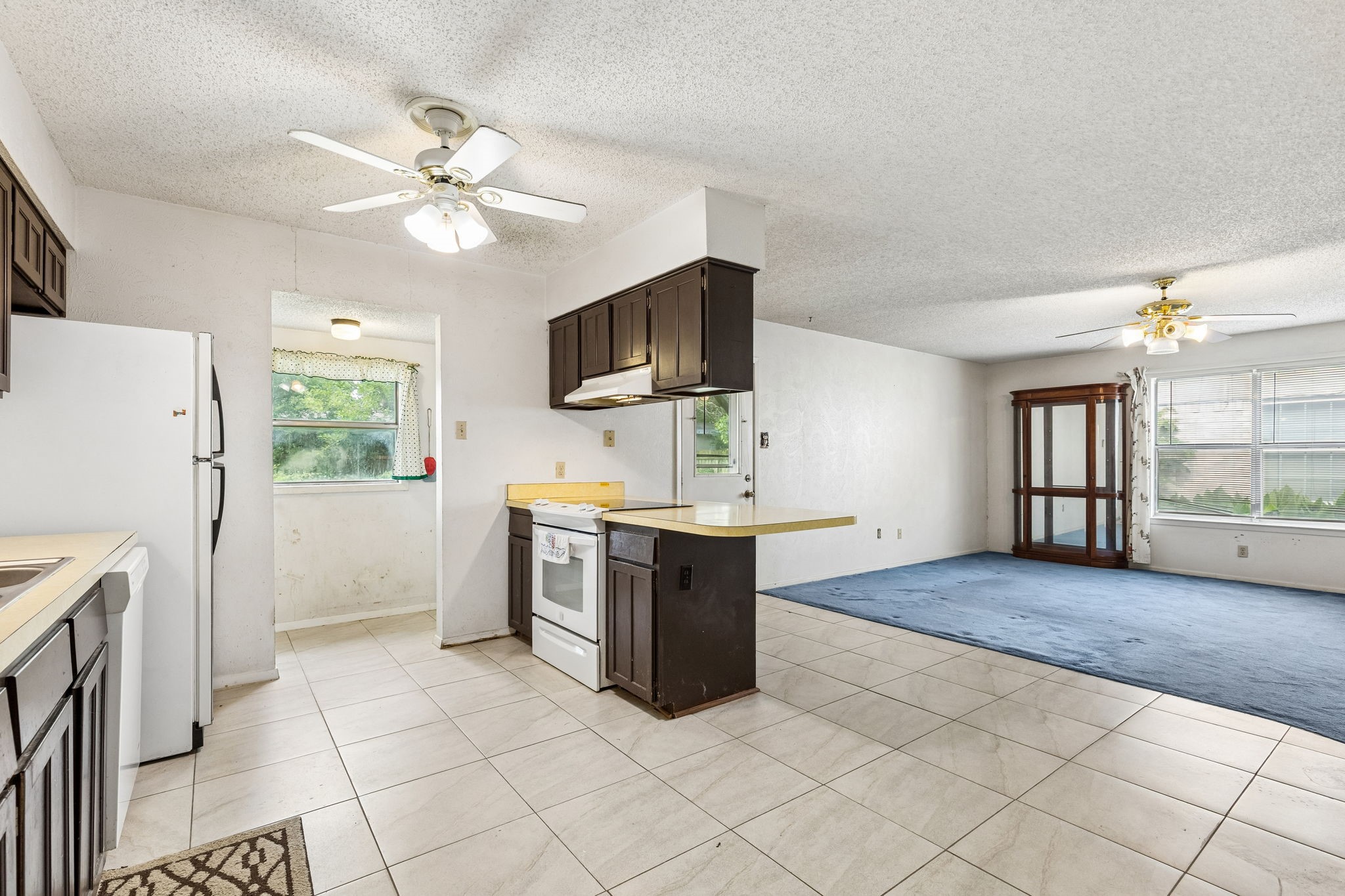 122 Cimarron Lane Arlington TX 76014