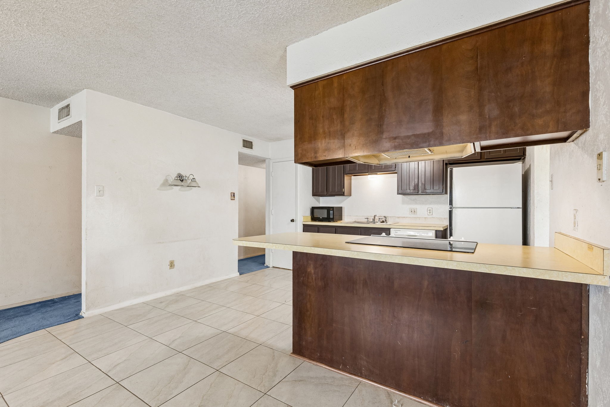 122 Cimarron Lane Arlington TX 76014