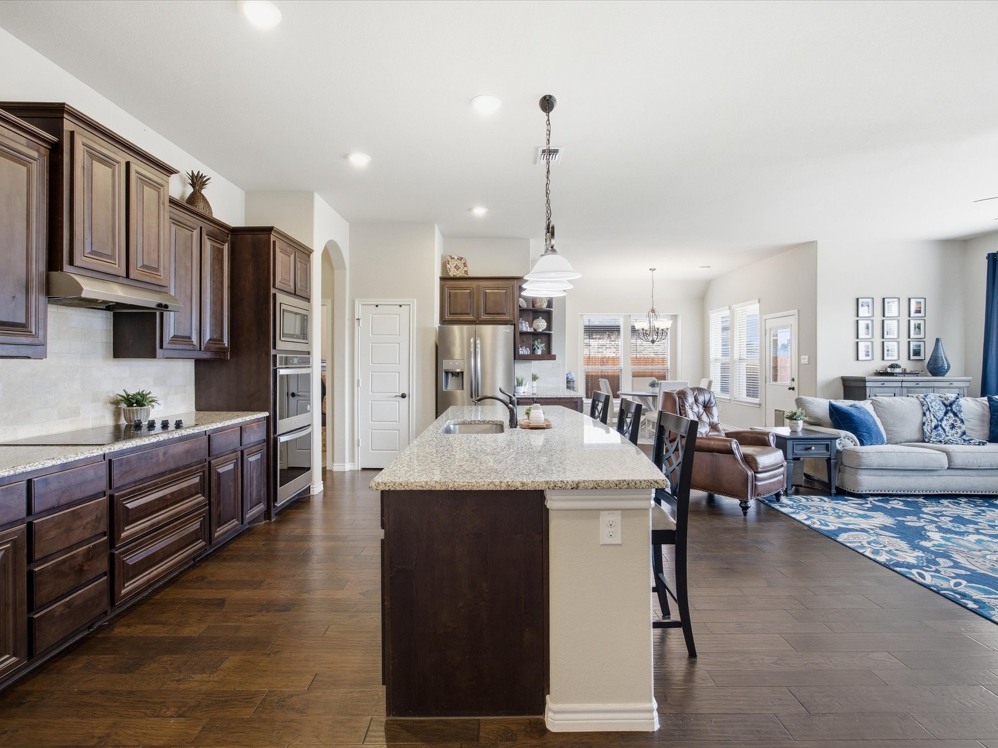 738 Larkspur Lane Midlothian TX 76065