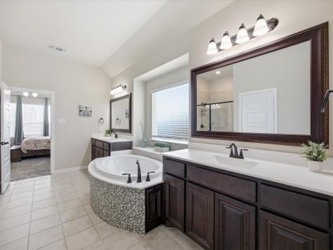 738 Larkspur Lane Midlothian TX 76065