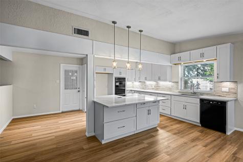 7521 Susan Court North Richland Hills TX 76180