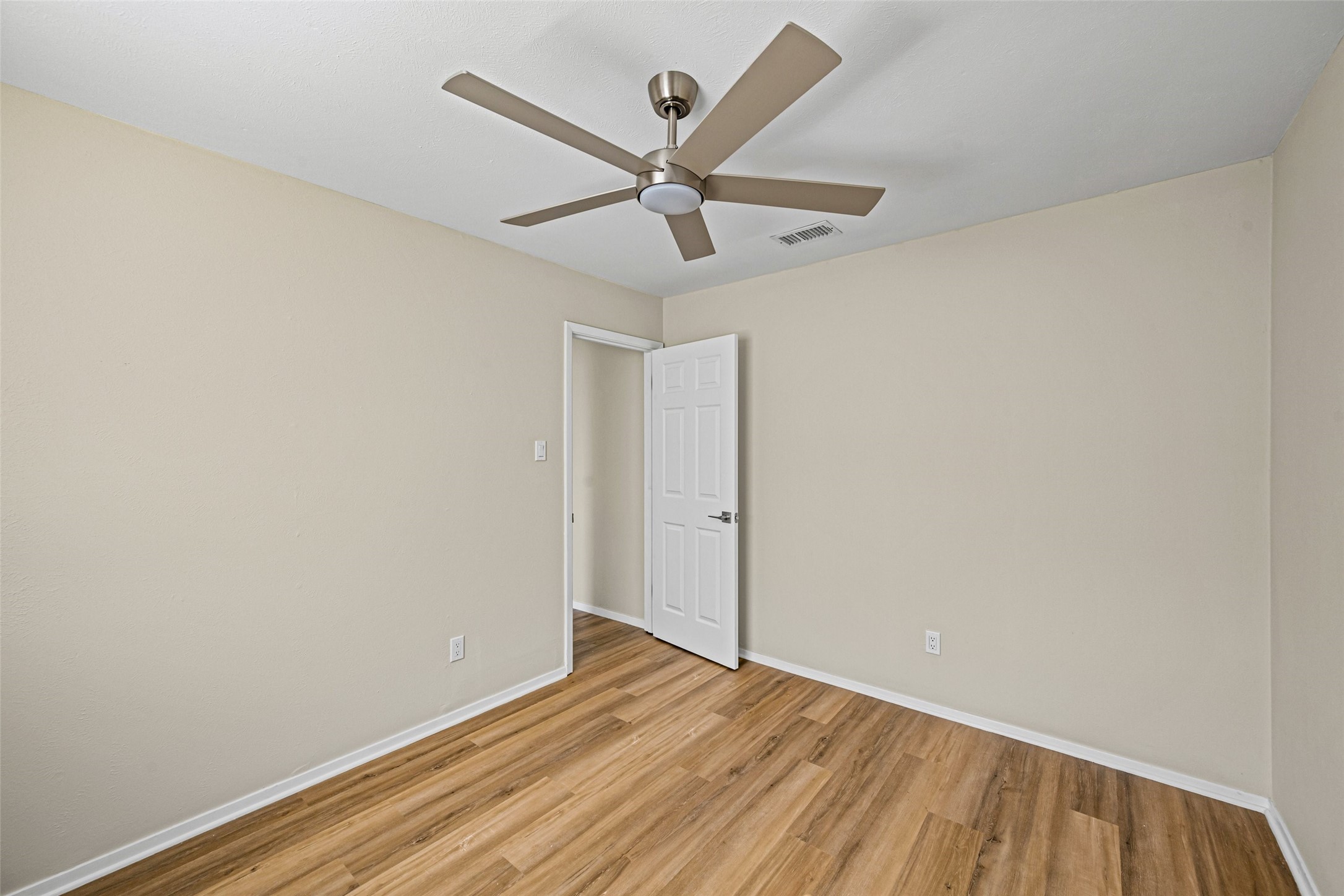 7521 Susan Court North Richland Hills TX 76180