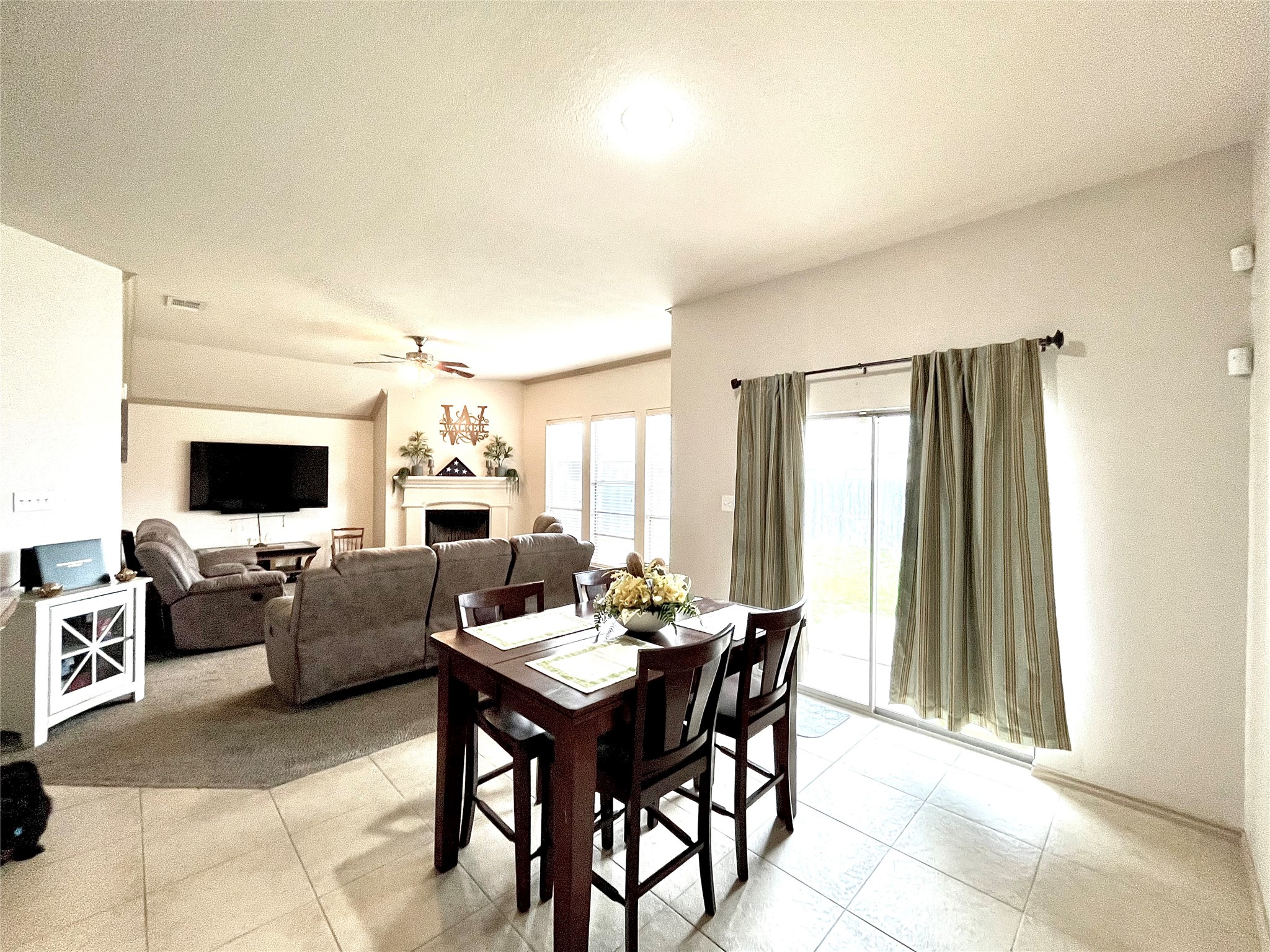 1113 Devonshire Drive Glenn Heights TX 75154