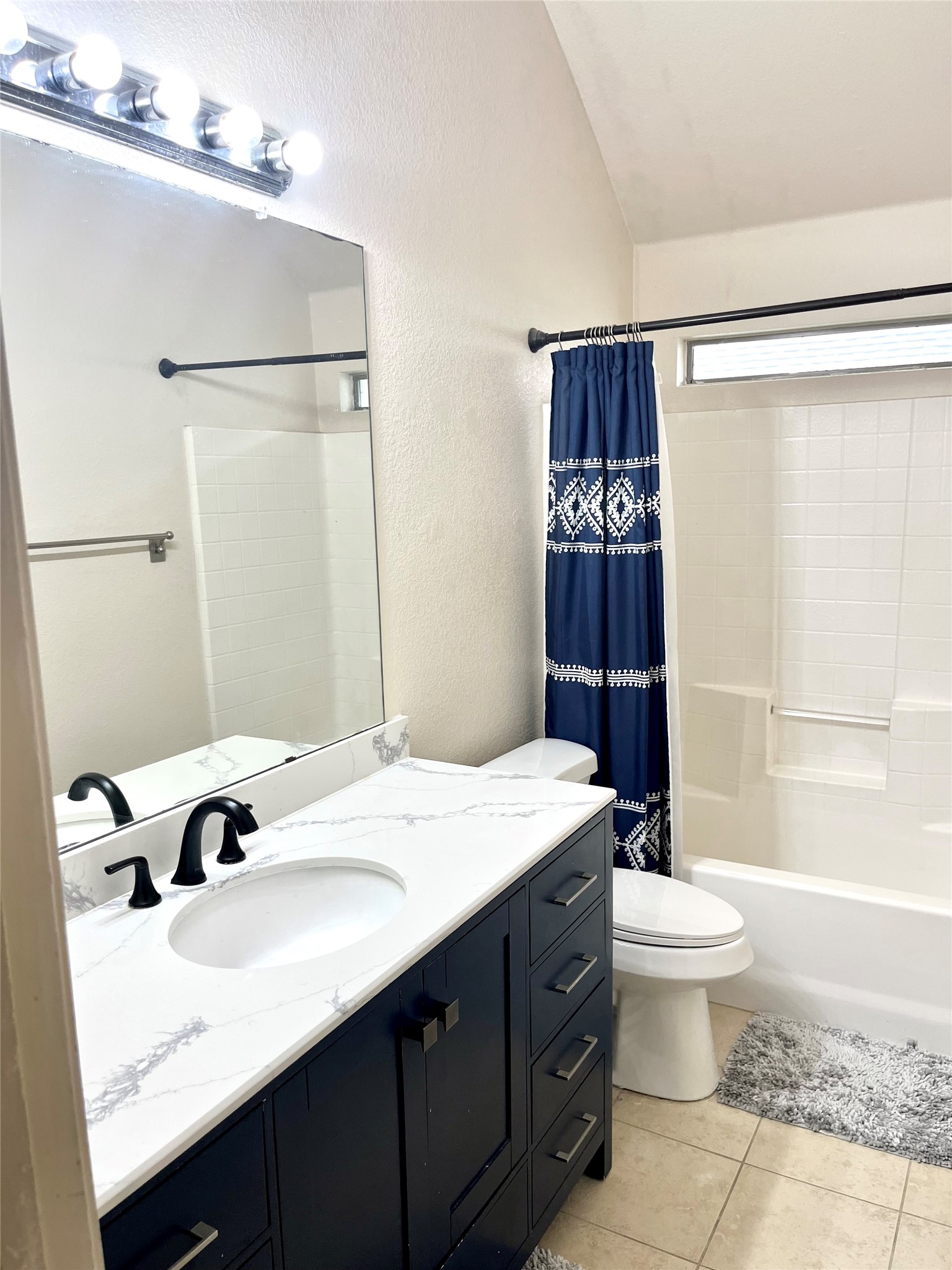 1113 Devonshire Drive Glenn Heights TX 75154