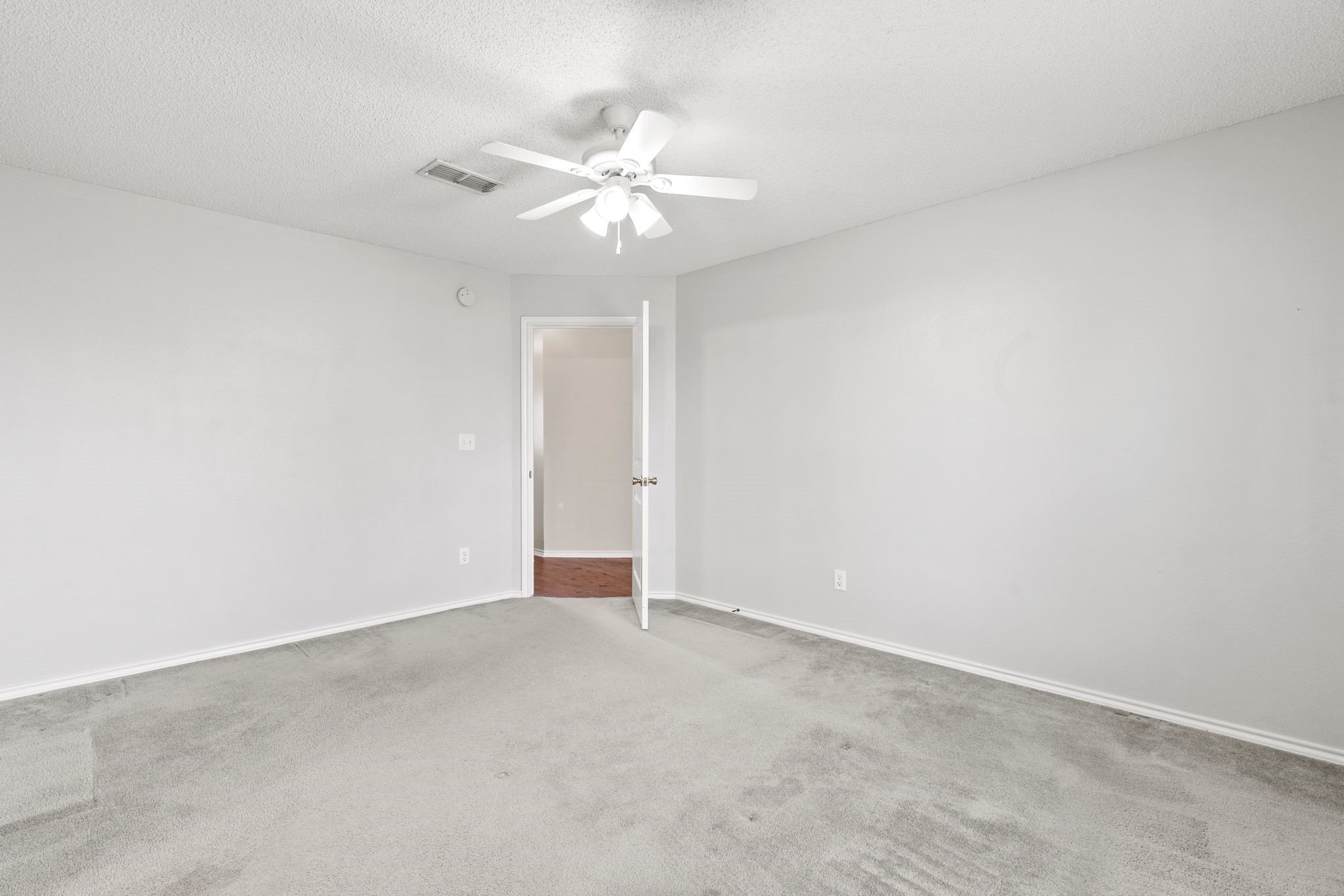 904 Roseanne Drive Commerce TX 75428