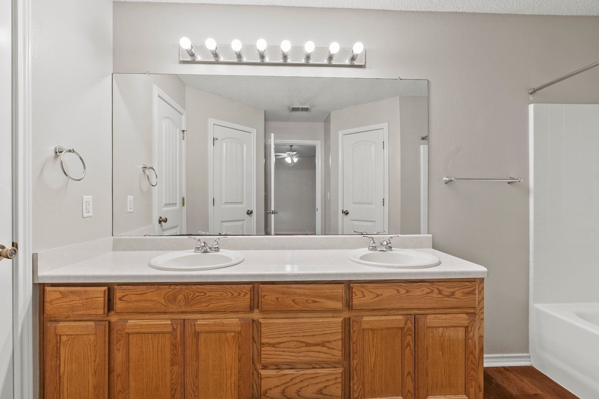 904 Roseanne Drive Commerce TX 75428