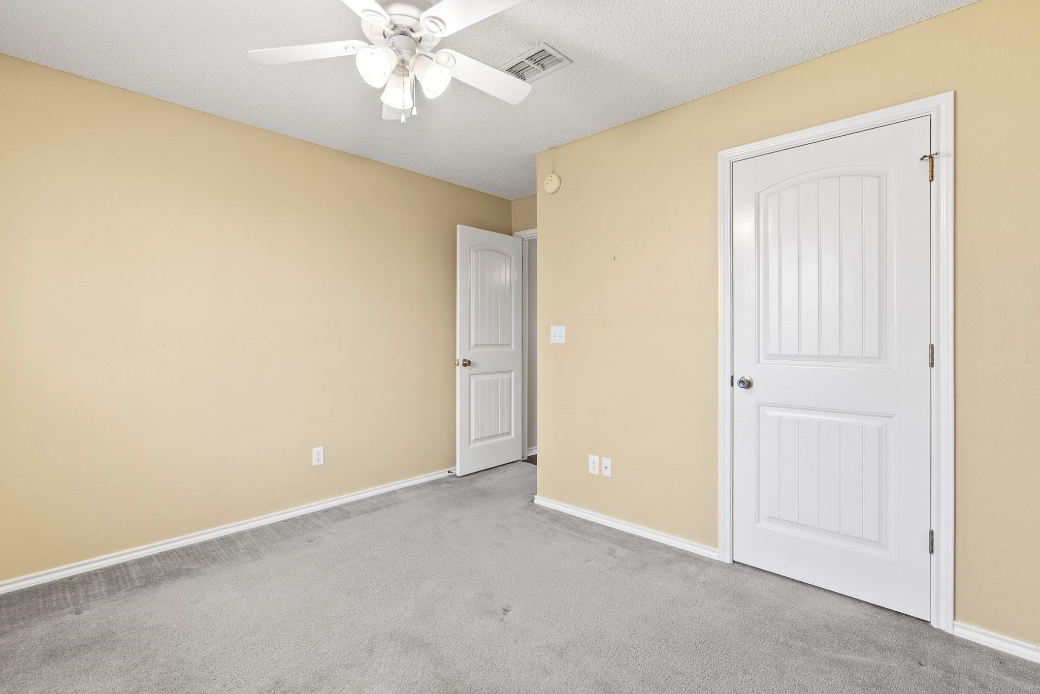 904 Roseanne Drive Commerce TX 75428