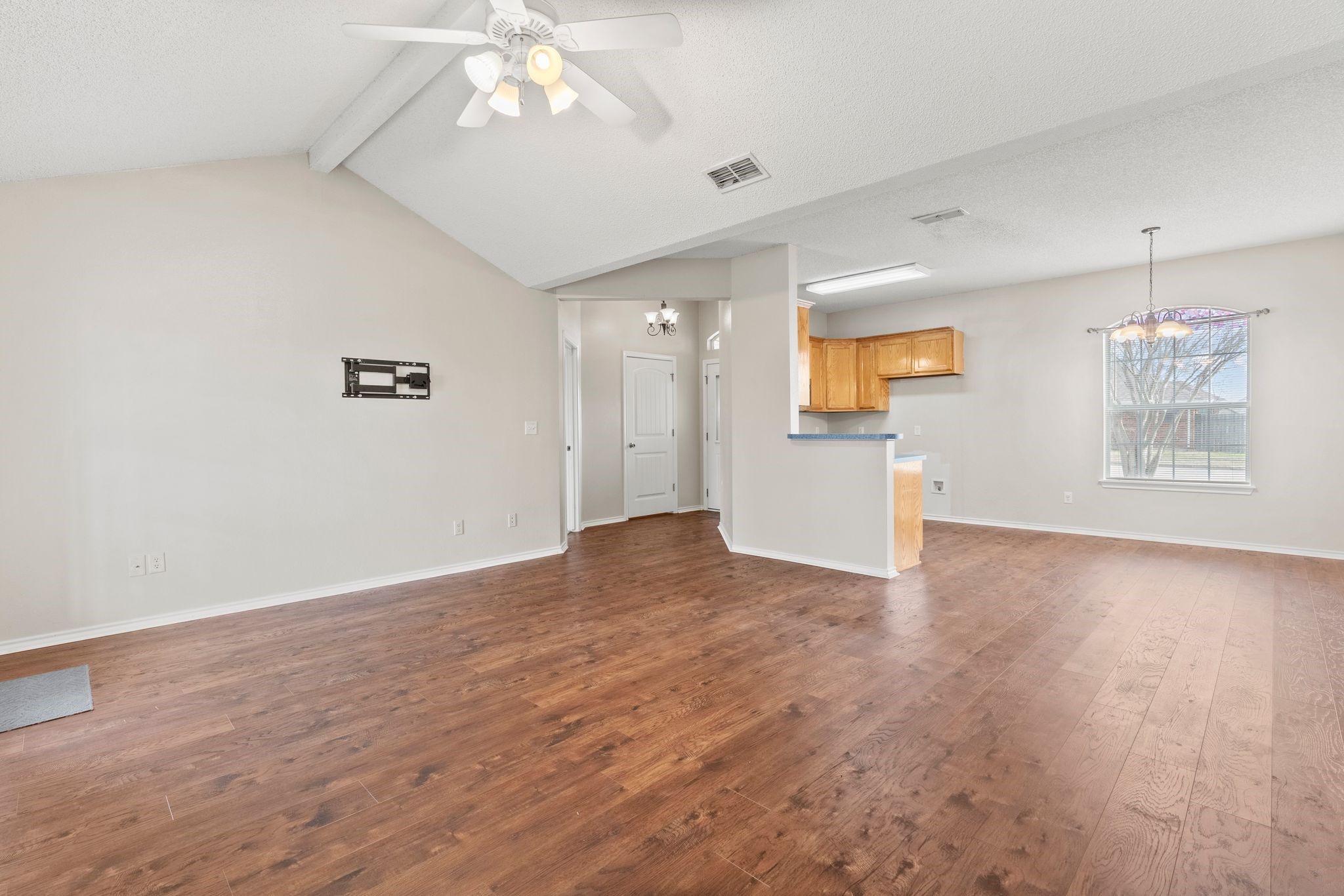 904 Roseanne Drive Commerce TX 75428