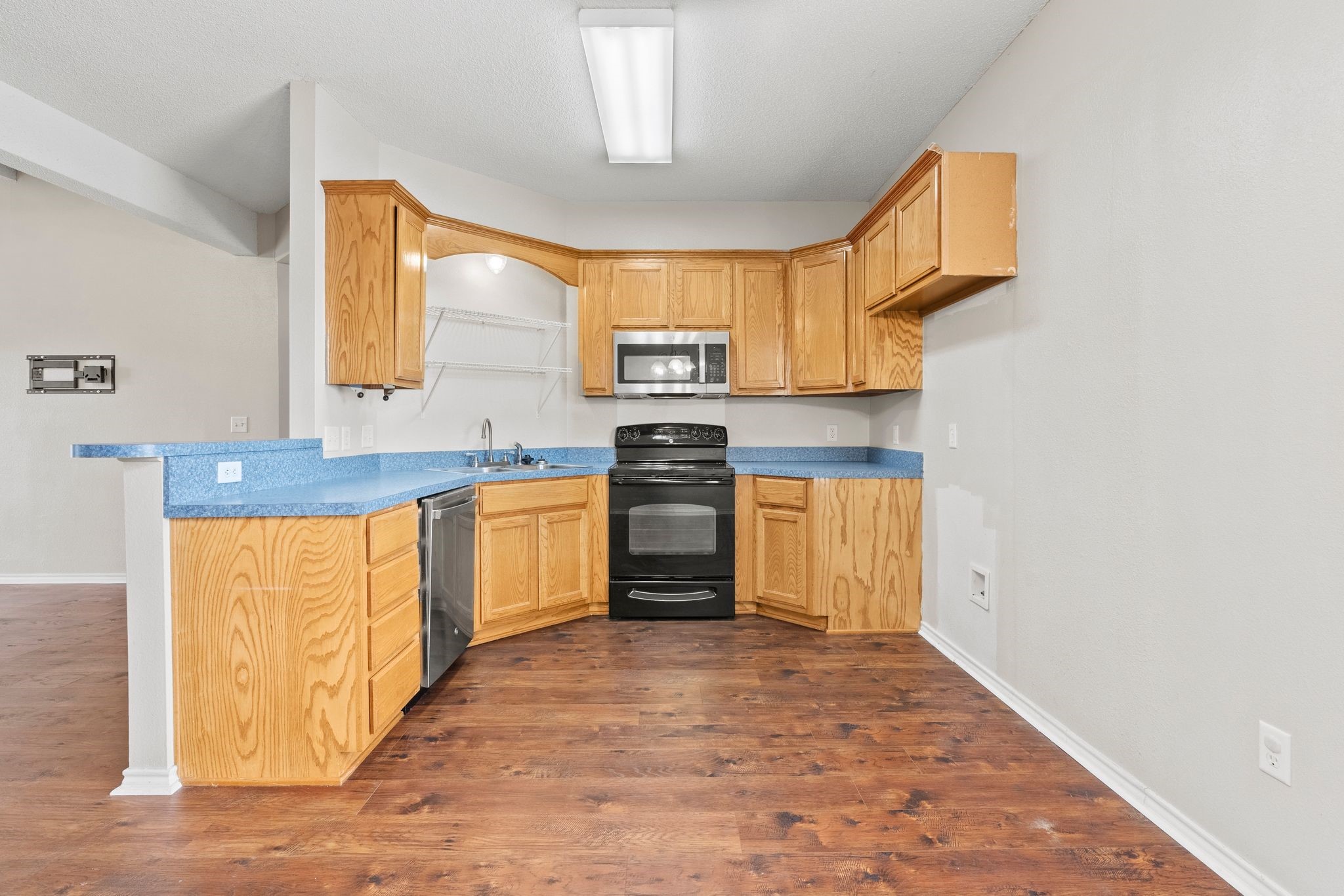 904 Roseanne Drive Commerce TX 75428