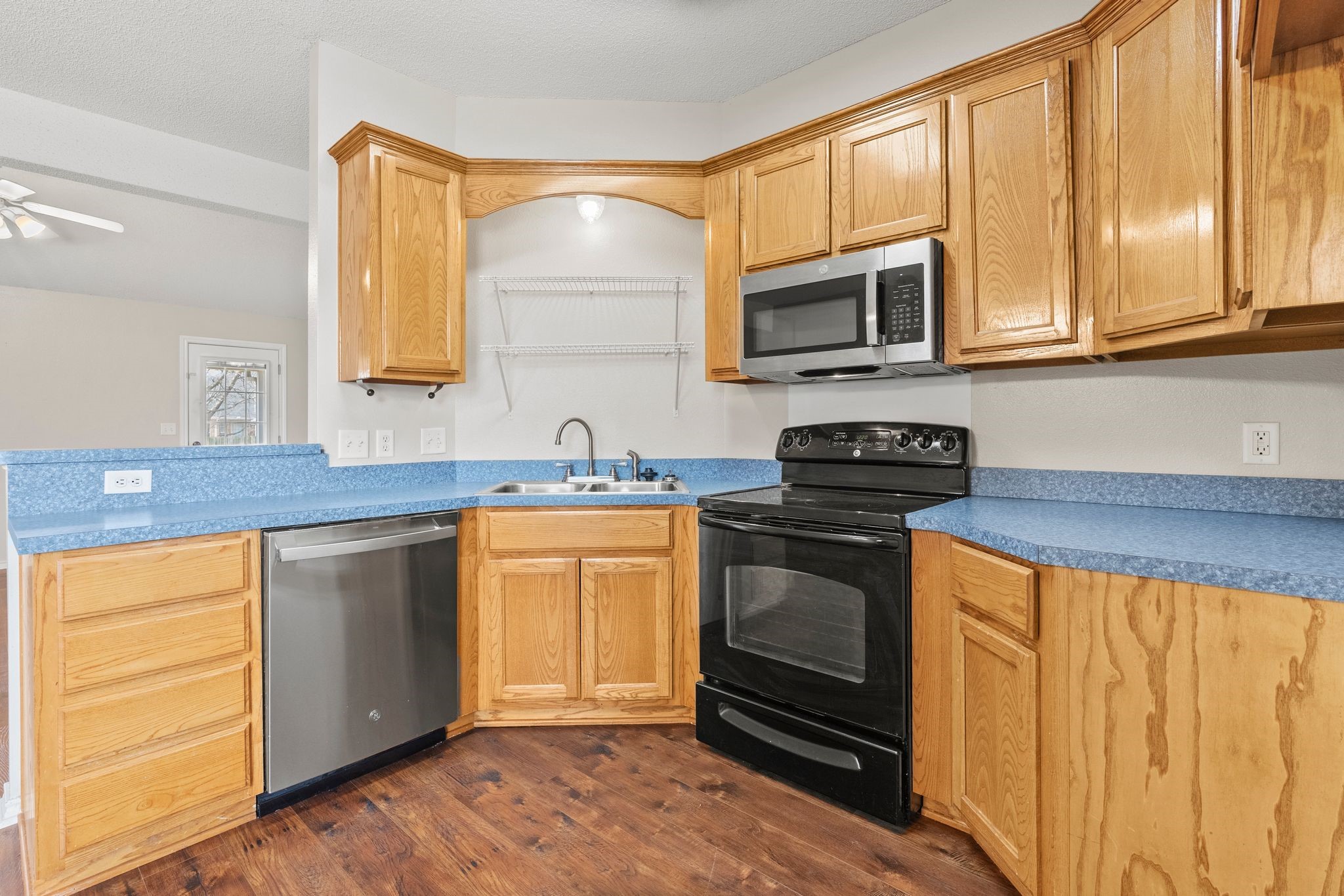 904 Roseanne Drive Commerce TX 75428