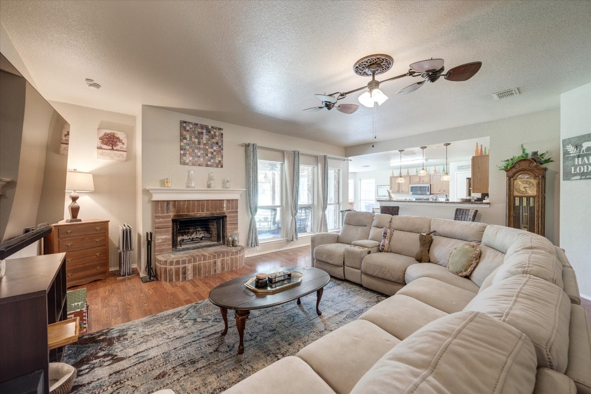 544 Harbor Crest Road Azle TX 76020