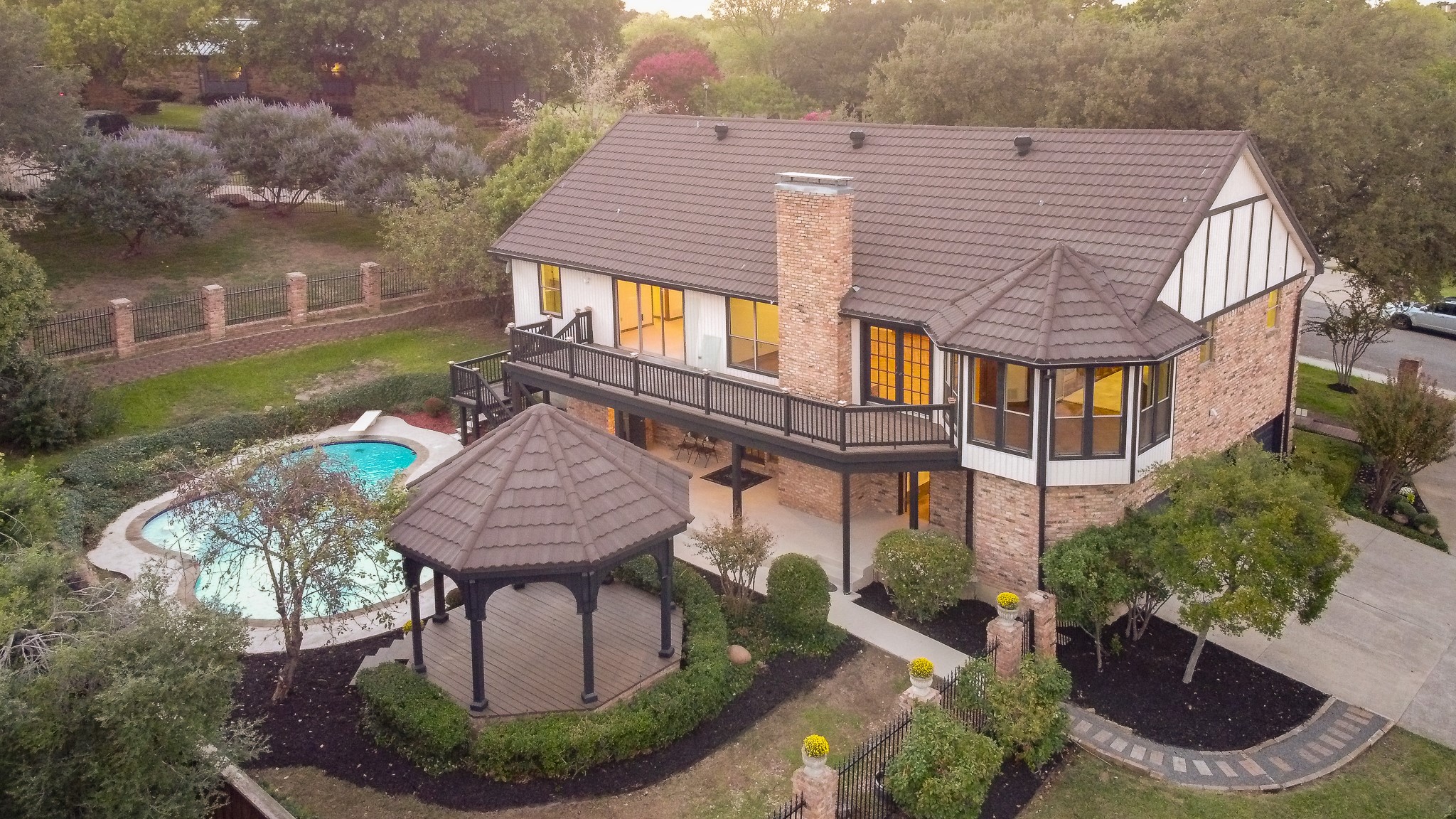 500 La Paz Court Irving TX 75062