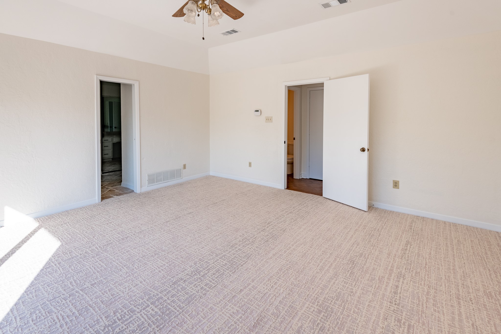 500 La Paz Court Irving TX 75062