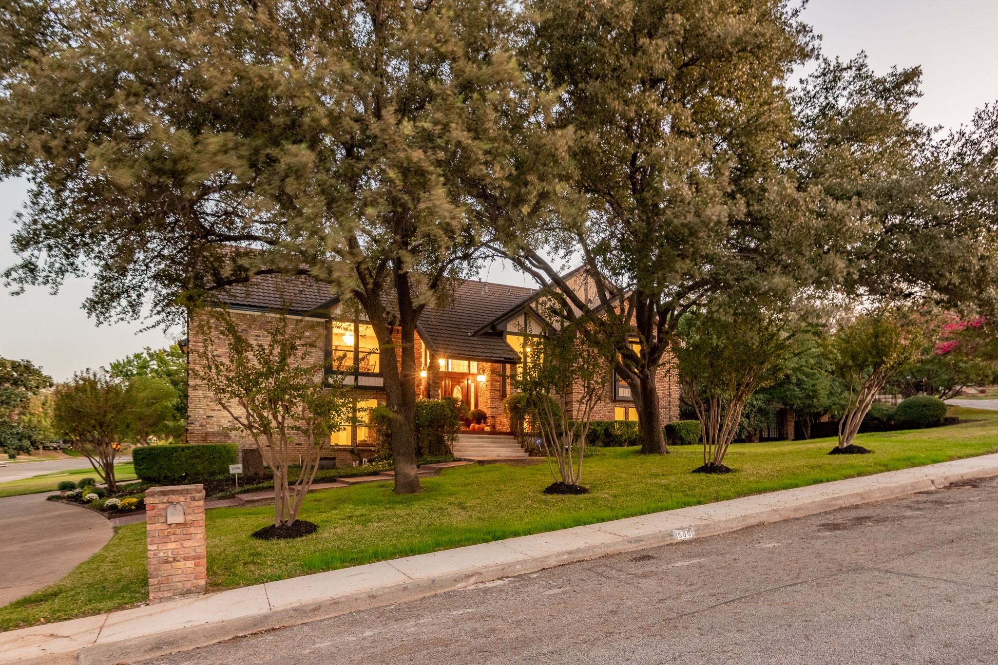 500 La Paz Court Irving TX 75062