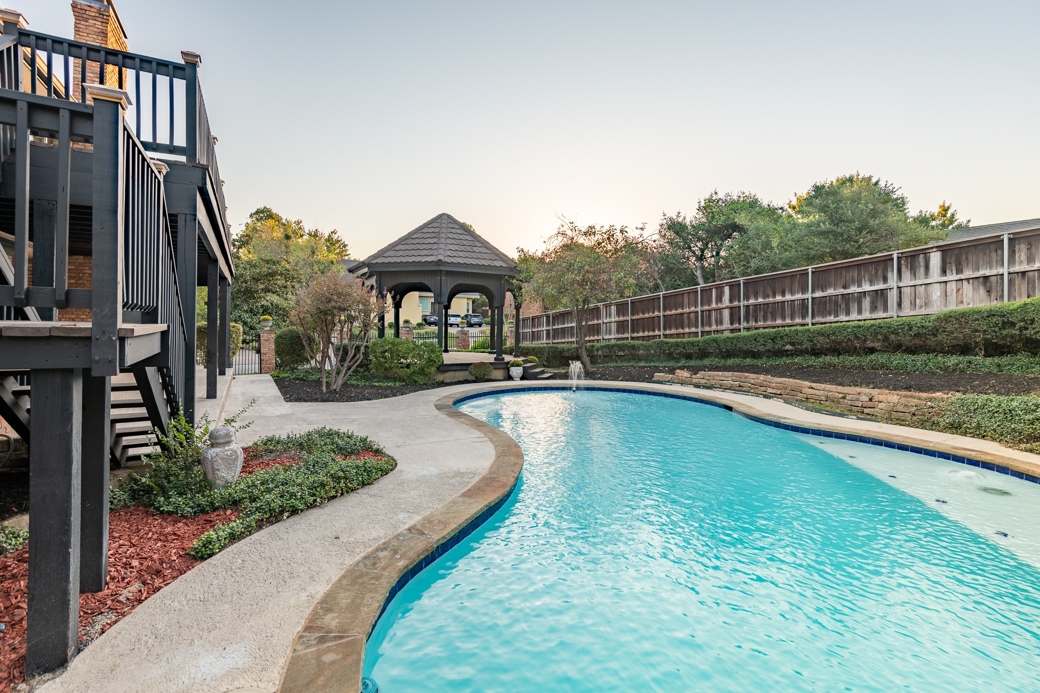 500 La Paz Court Irving TX 75062