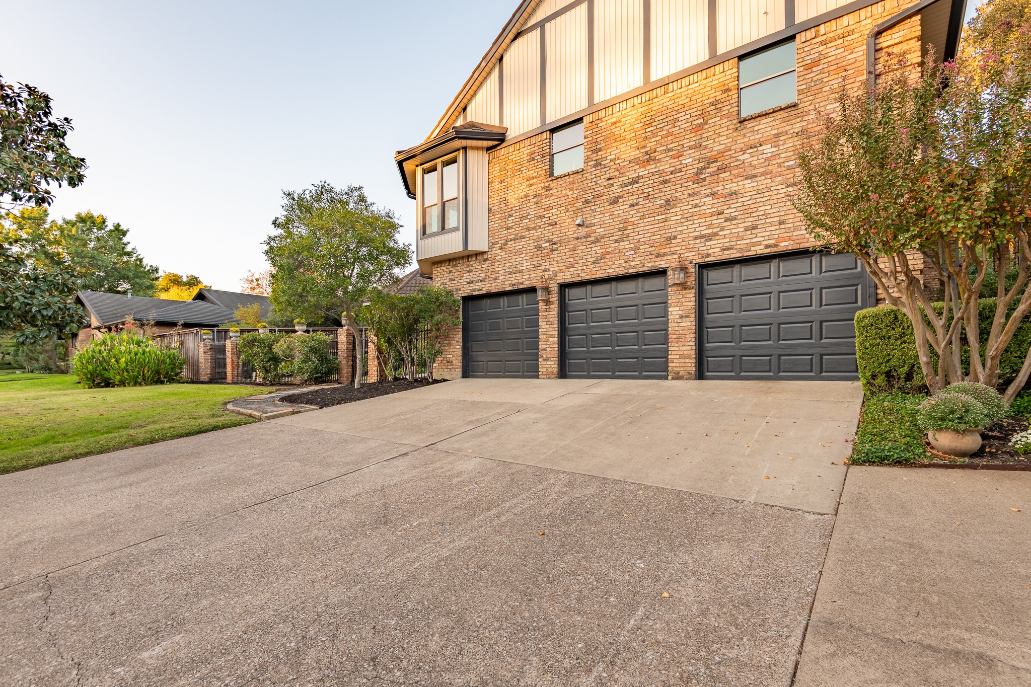 500 La Paz Court Irving TX 75062