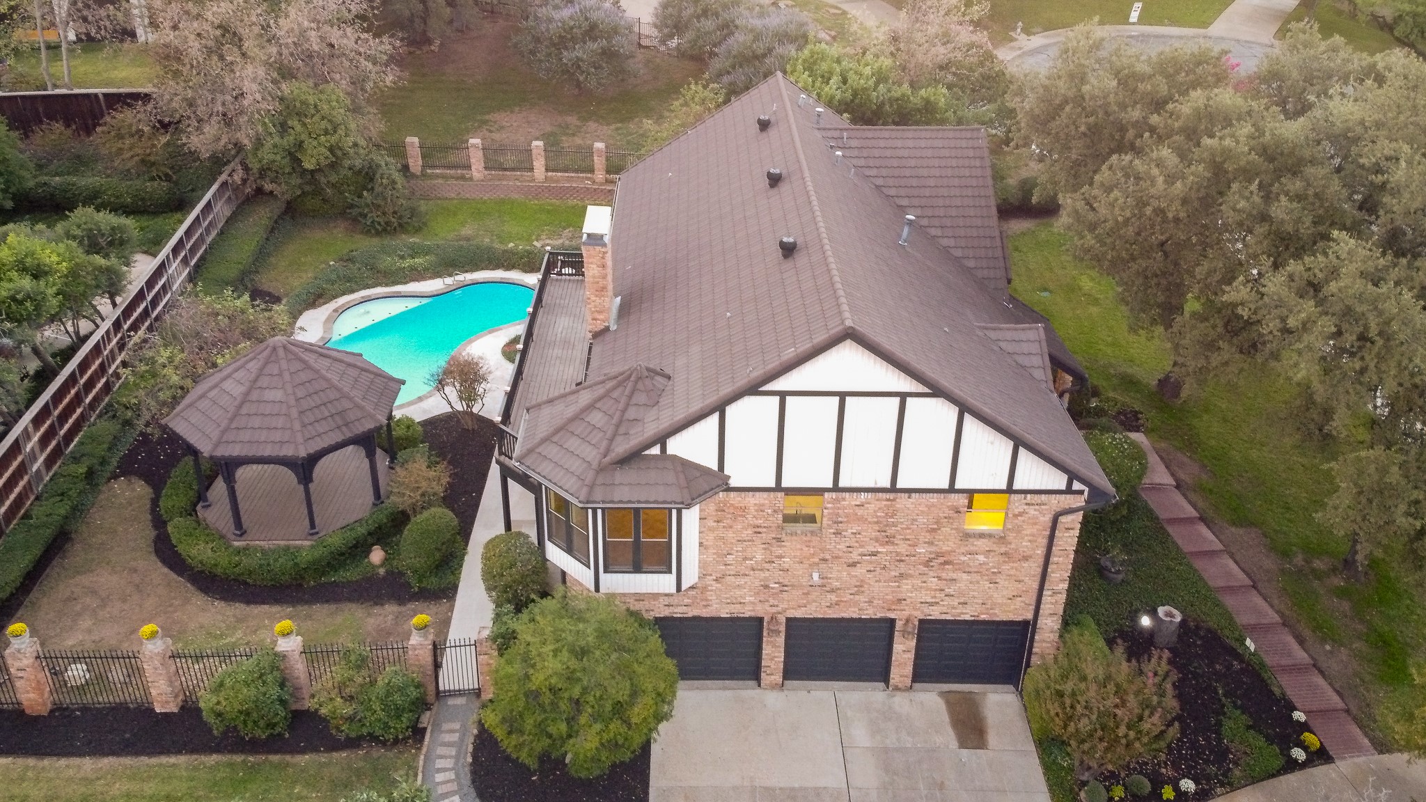 500 La Paz Court Irving TX 75062