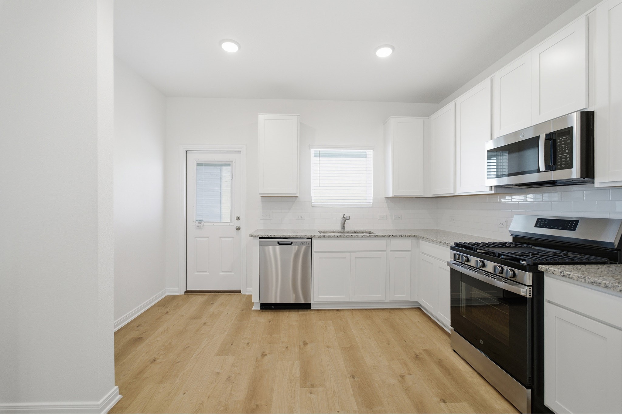 812 Antioch Drive Princeton TX 75071