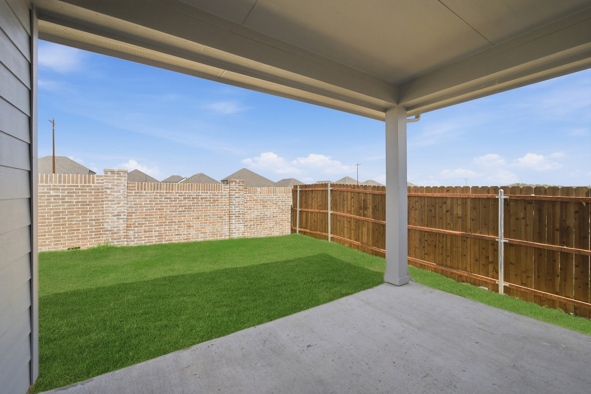 812 Antioch Drive Princeton TX 75071