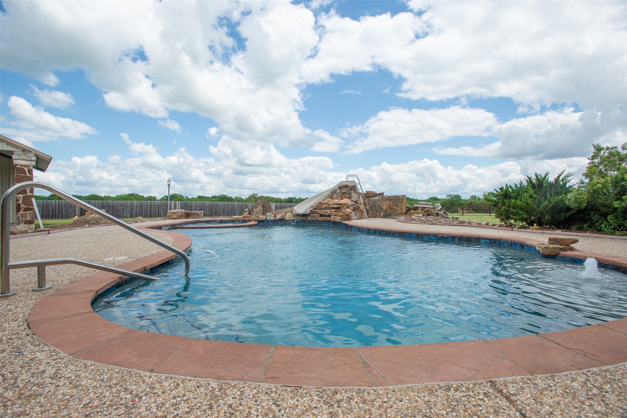 12485 County Road 4037 Kemp TX 75143
