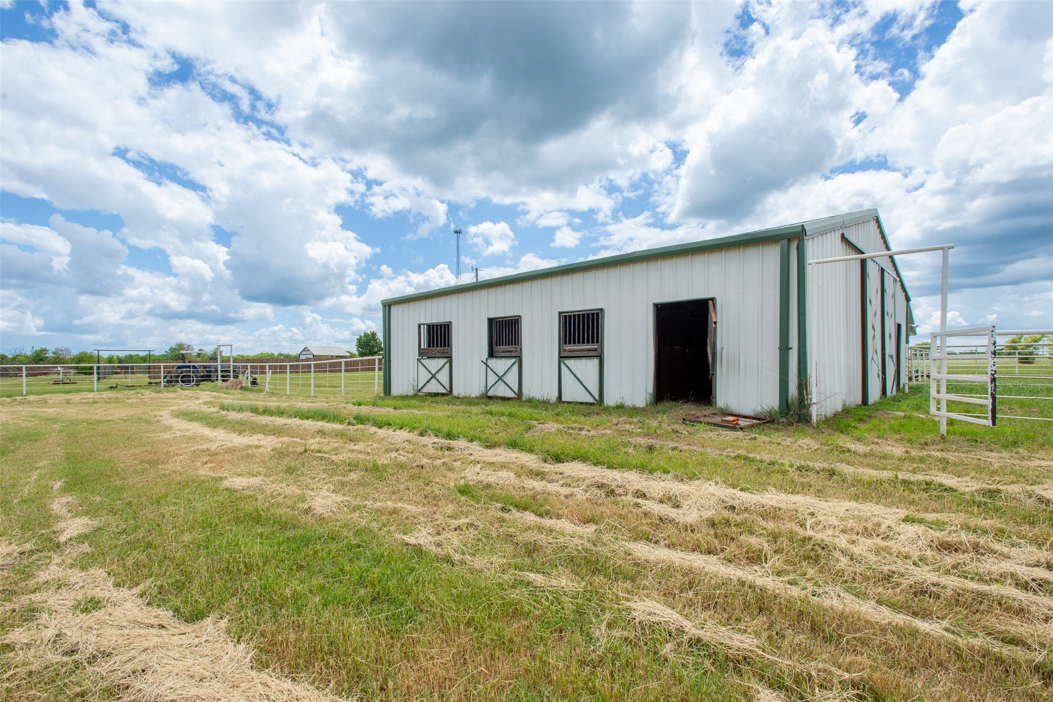 12485 County Road 4037 Kemp TX 75143