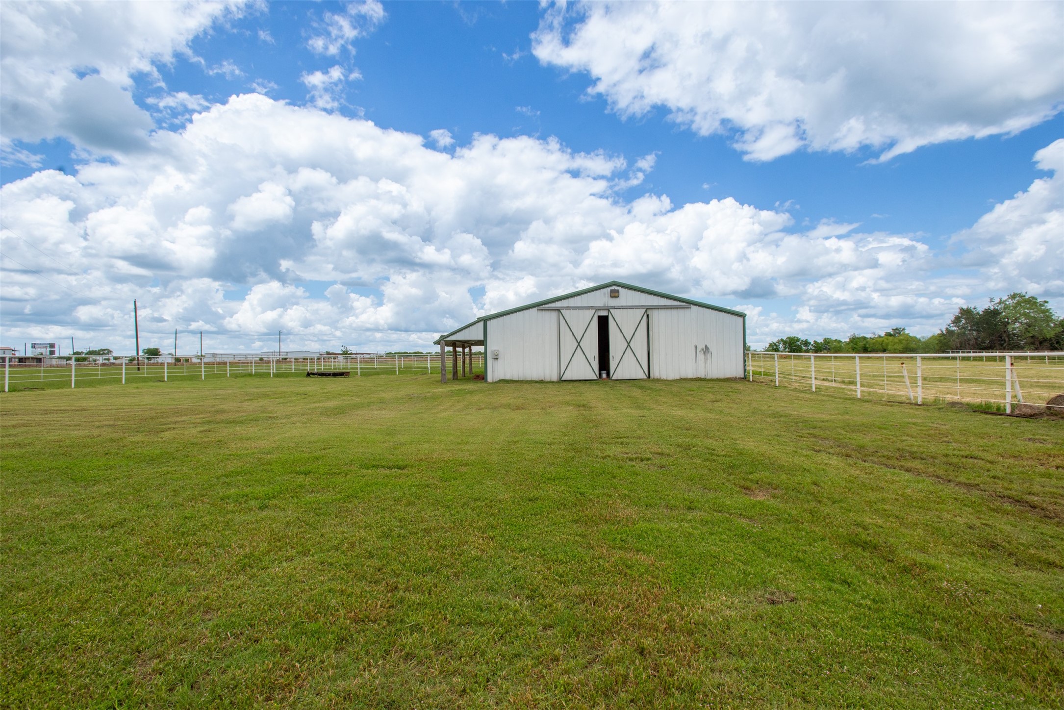 12485 County Road 4037 Kemp TX 75143