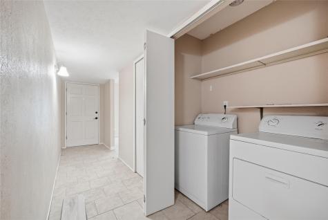 1501 Meandering Way Garland TX 75040