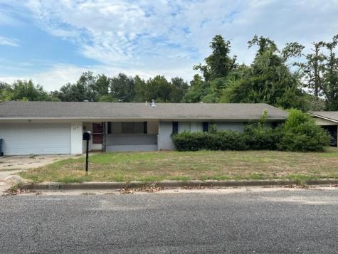 520 Ravenwood Drive Athens TX 75751