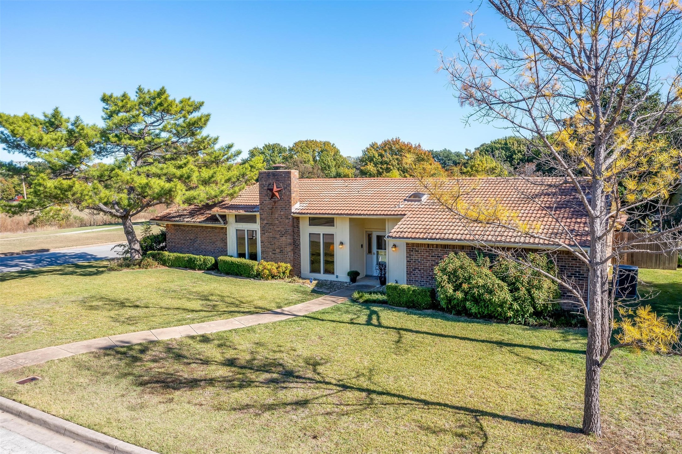 7001 Welch Court Fort Worth TX 76133