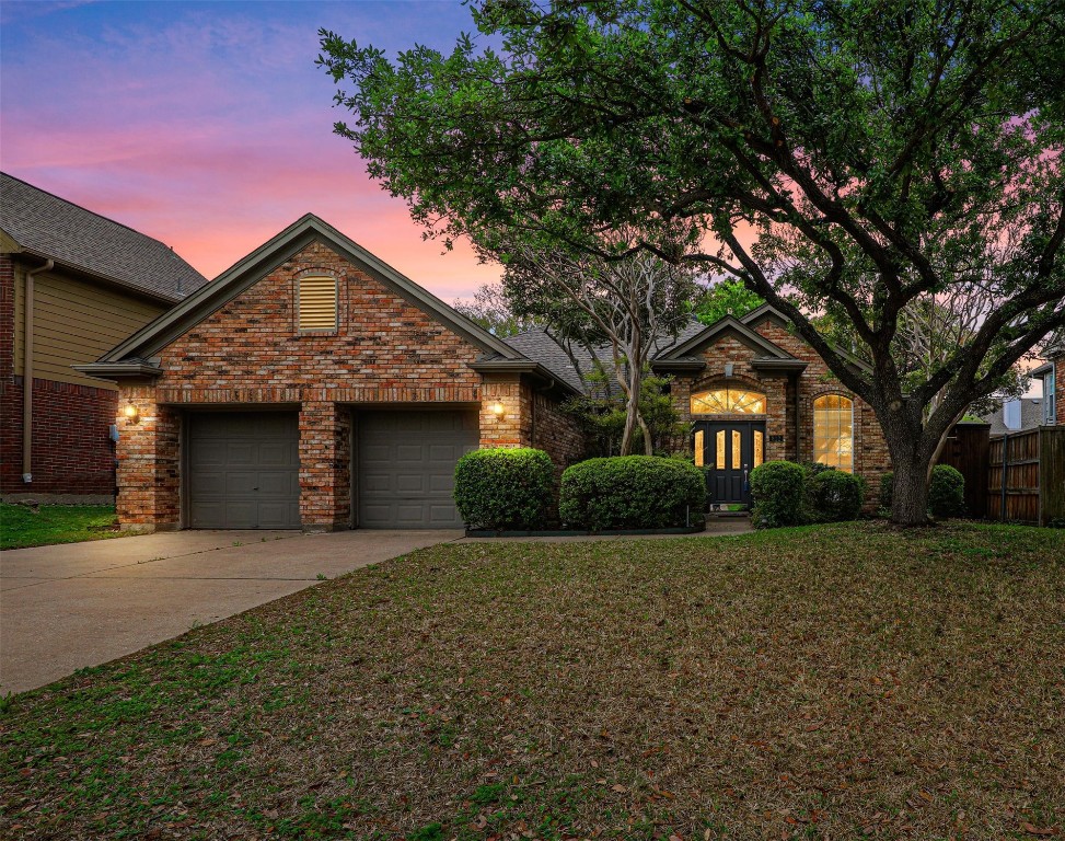 812 Wynnpage Lane Plano TX 75075