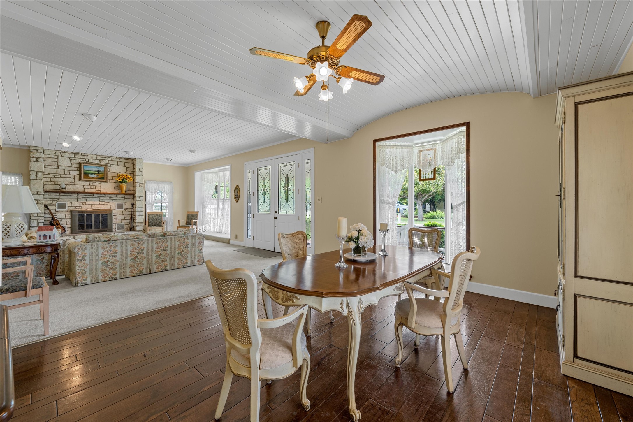 803 S Stallworth Rosebud TX 76570