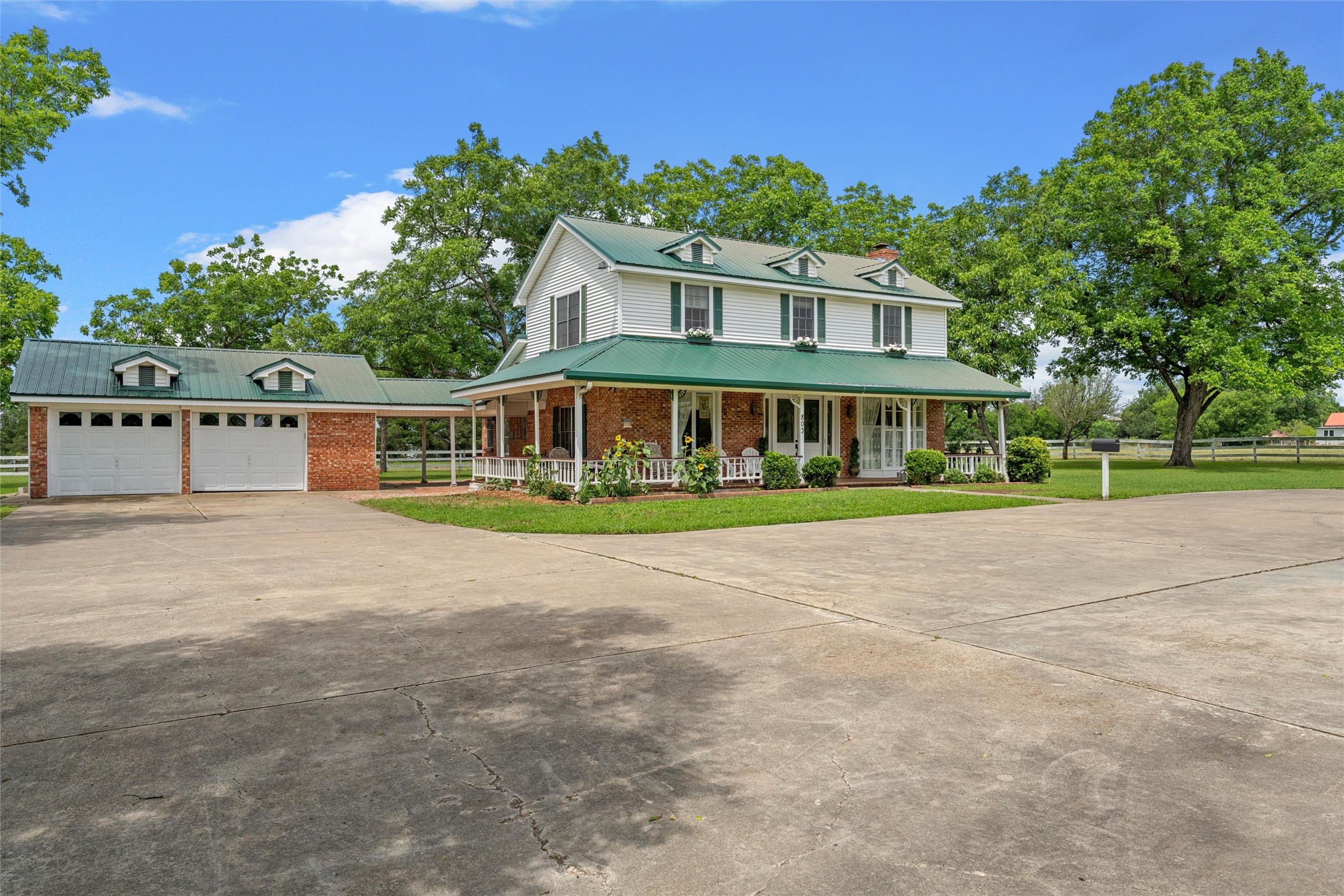 803 S Stallworth Rosebud TX 76570