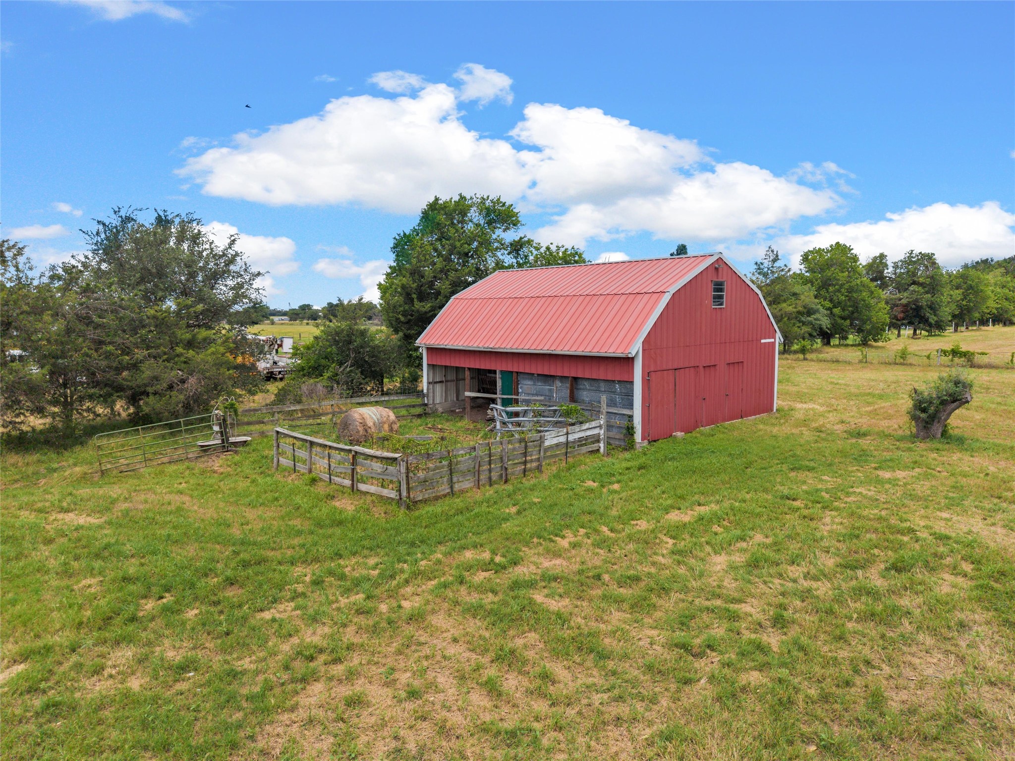 803 S Stallworth Rosebud TX 76570