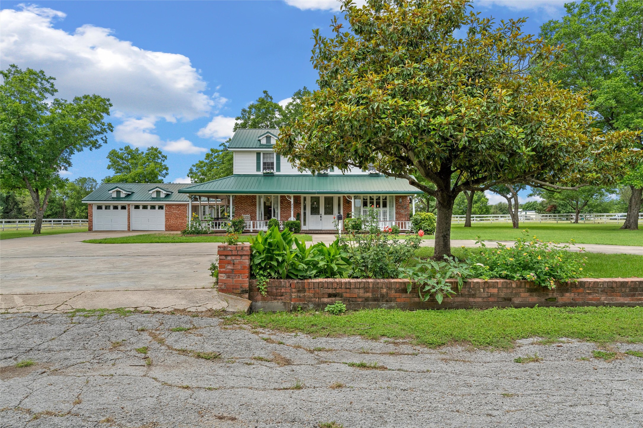 803 S Stallworth Rosebud TX 76570