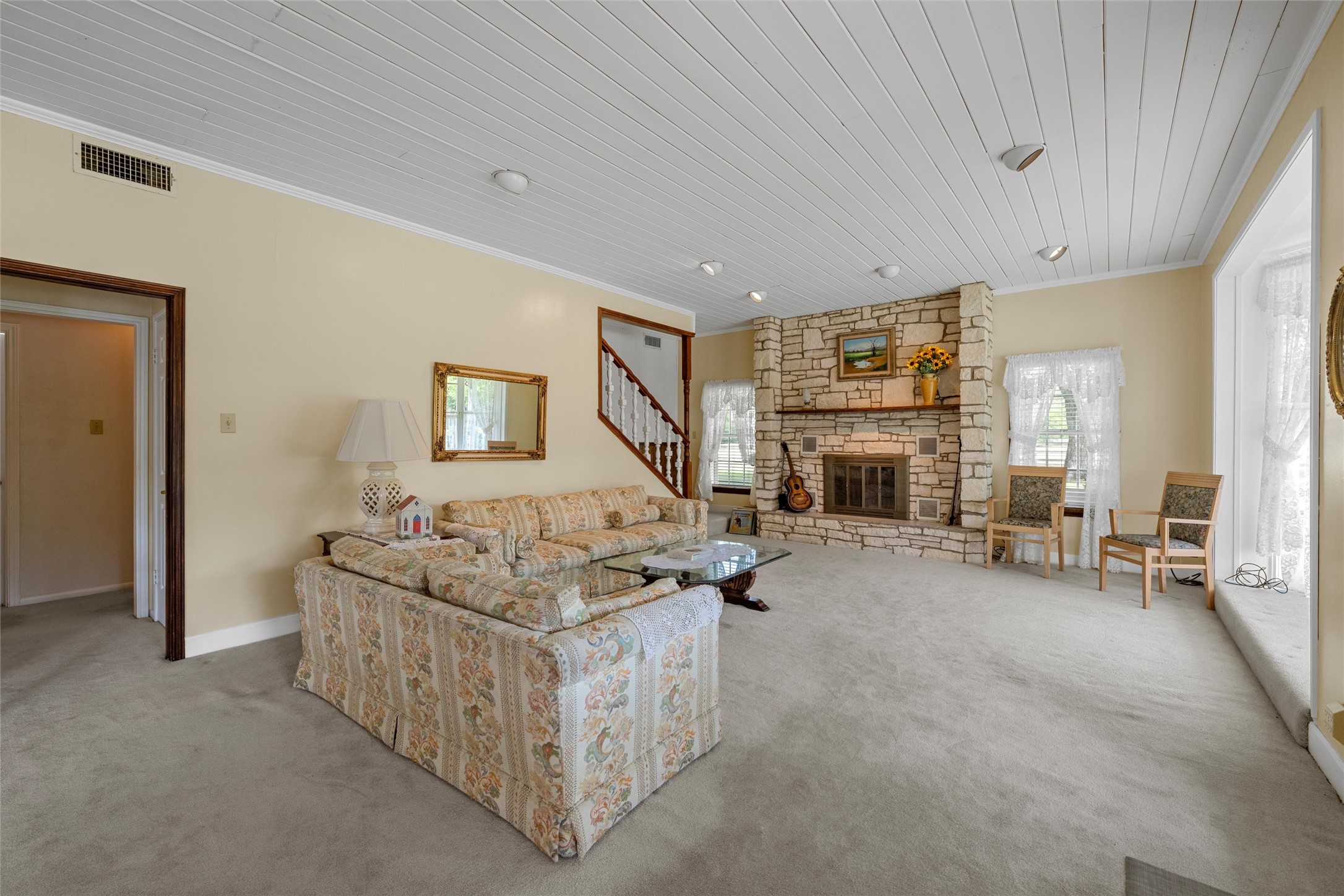 803 S Stallworth Rosebud TX 76570