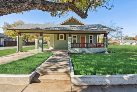 3210 S Adams Street Fort Worth TX 76110