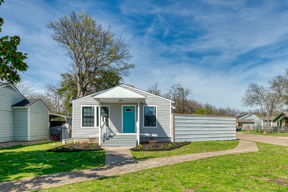 1341 Dryden Avenue Dallas TX 75216