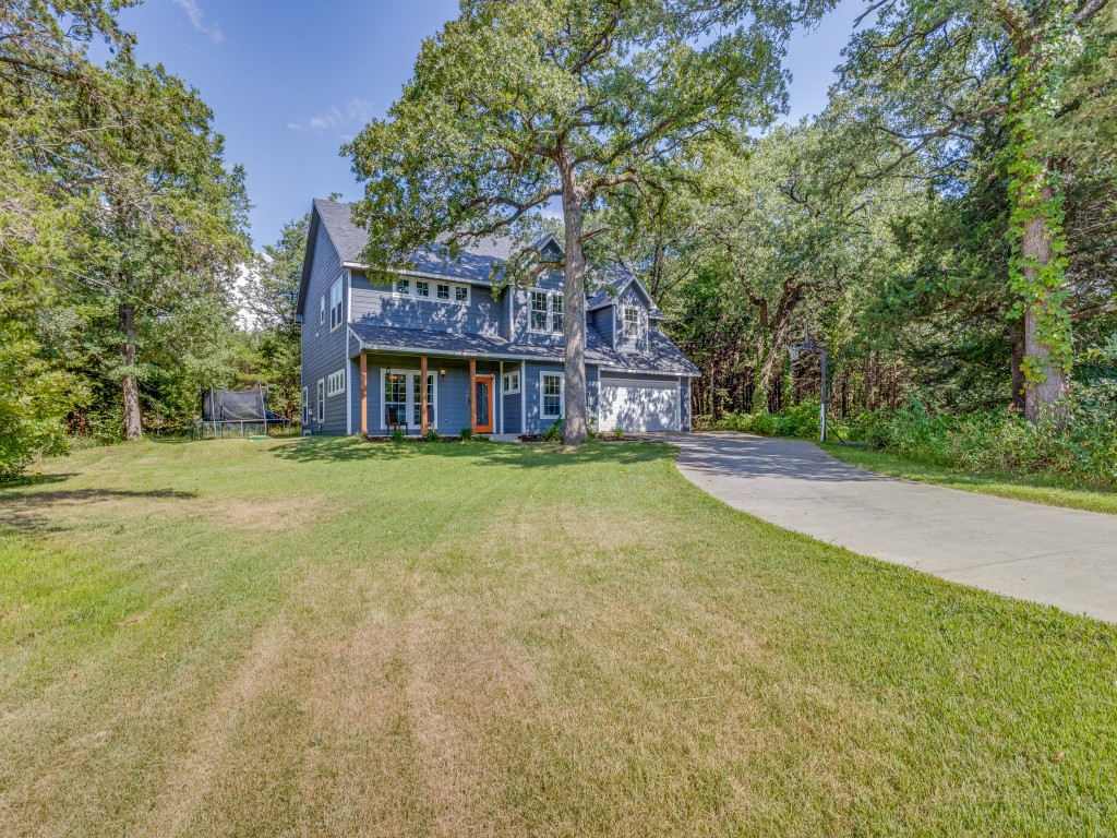 203 Pueblo Drive Lake Kiowa TX 76240