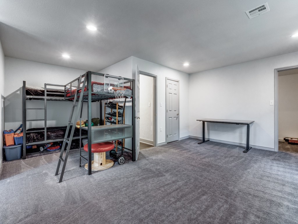 203 Pueblo Drive Lake Kiowa TX 76240