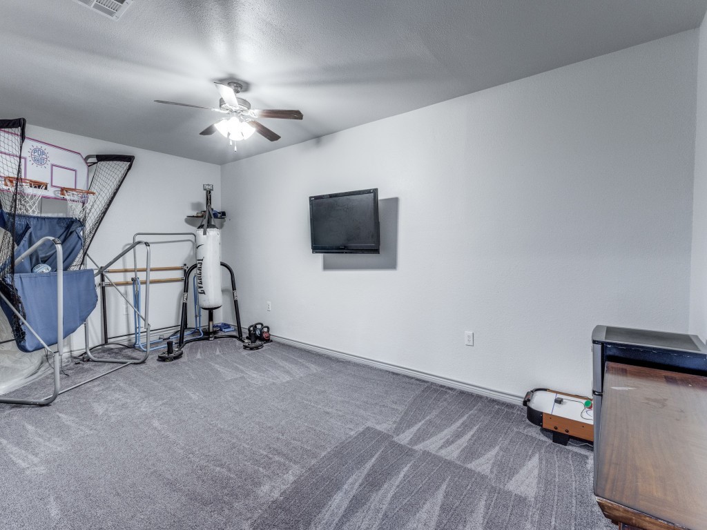 203 Pueblo Drive Lake Kiowa TX 76240