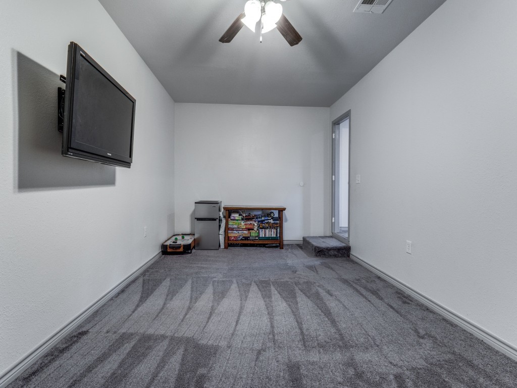 203 Pueblo Drive Lake Kiowa TX 76240