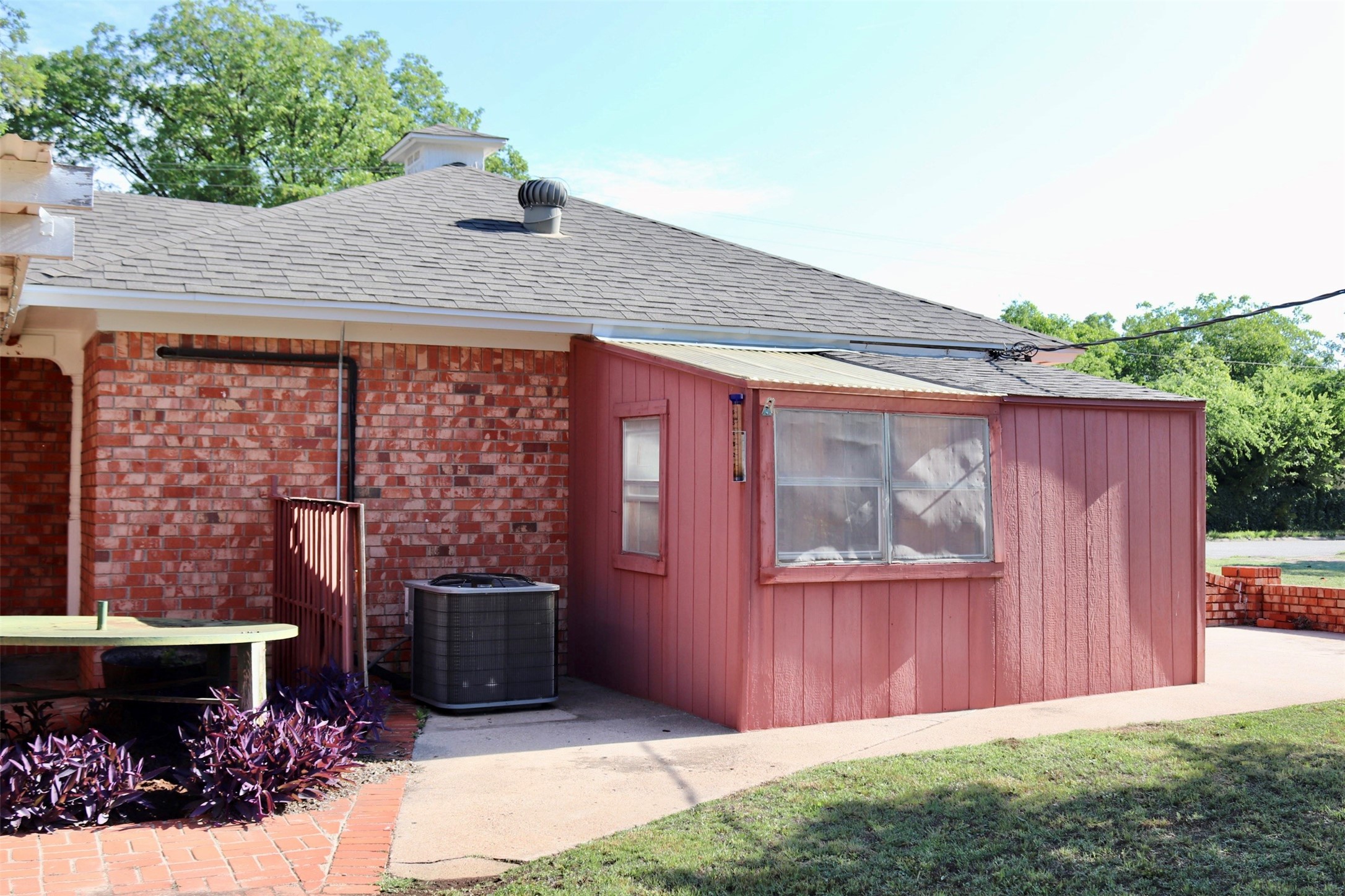 211 Spill Street Winters TX 79567