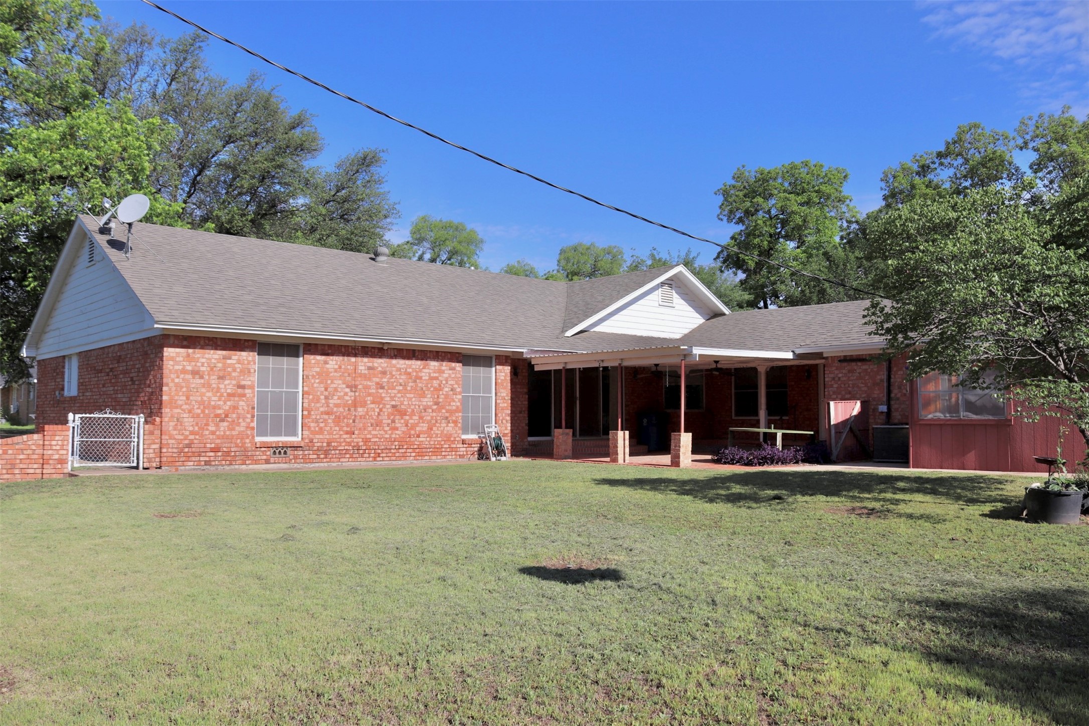 211 Spill Street Winters TX 79567