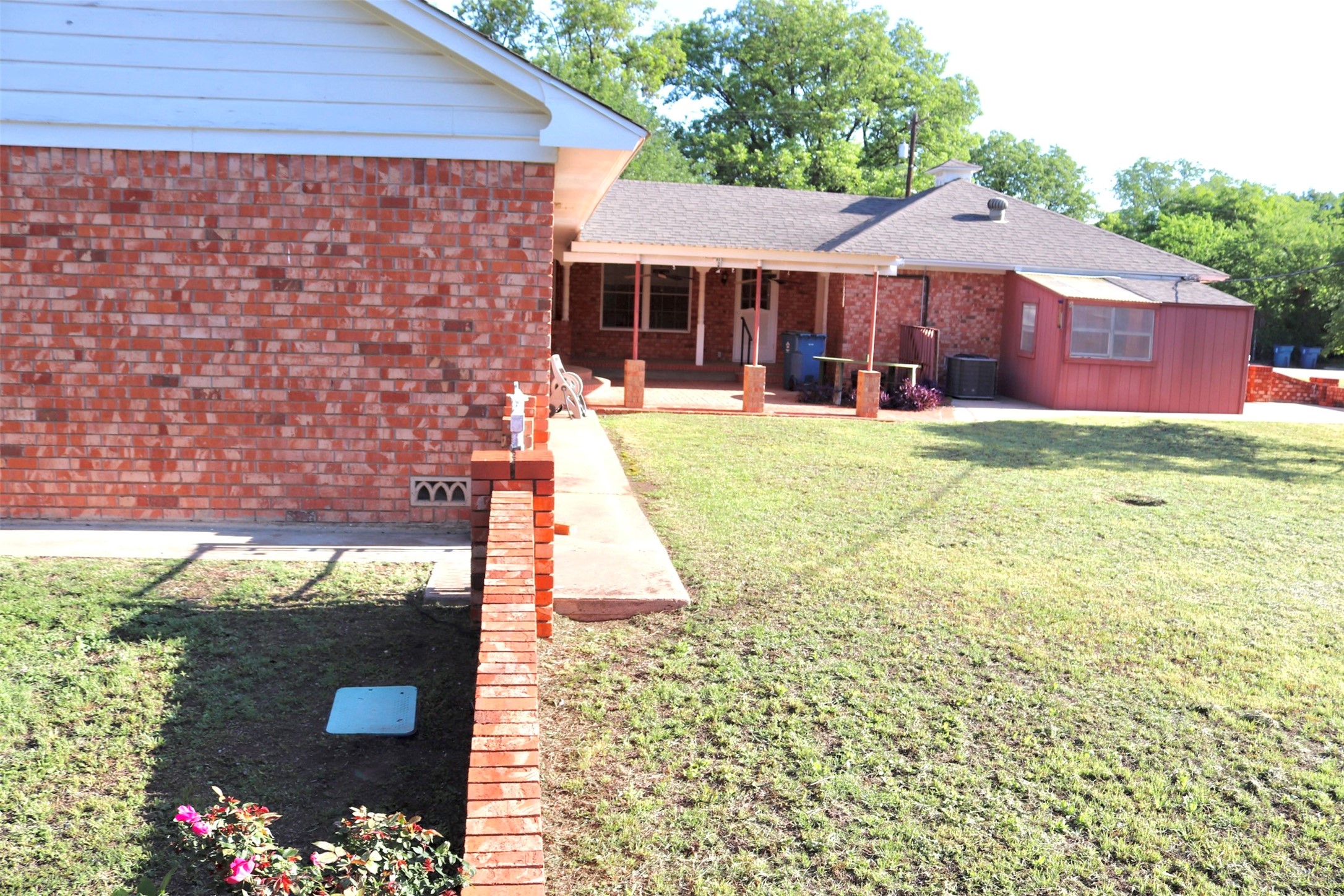 211 Spill Street Winters TX 79567