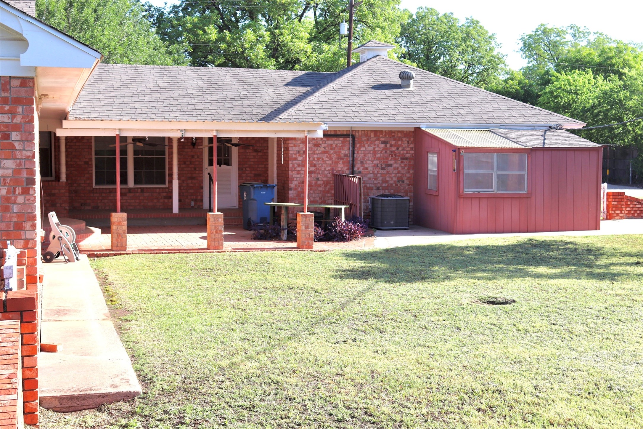 211 Spill Street Winters TX 79567