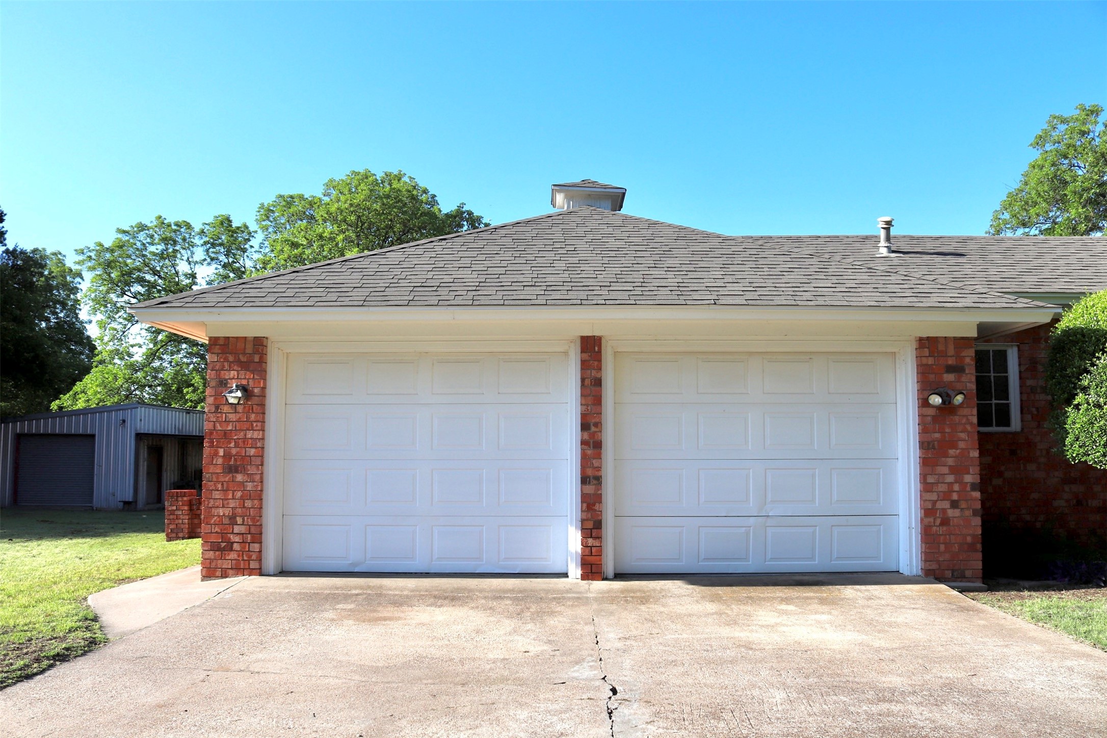 211 Spill Street Winters TX 79567