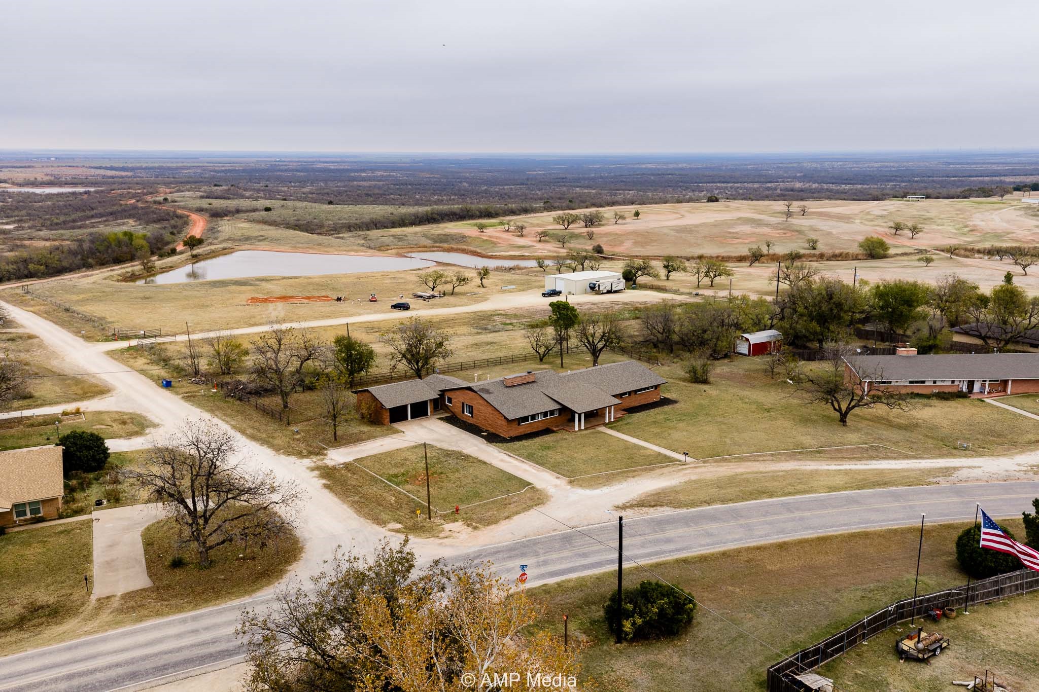 1503 E Wells Street Stamford TX 79553