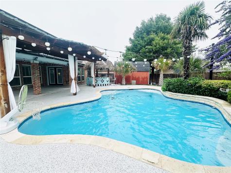 209 Nocona Drive Waxahachie TX 75165
