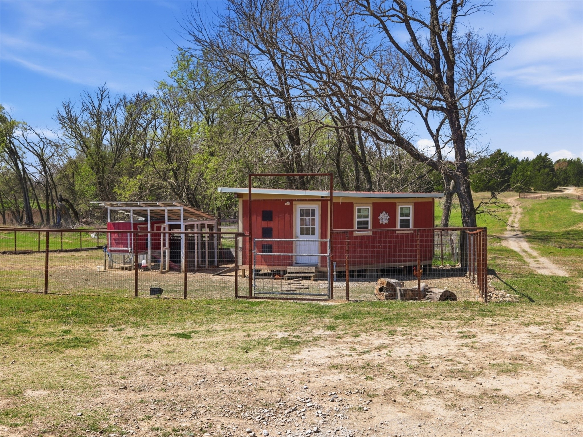 3823 State Highway 11 Bonham TX 75418